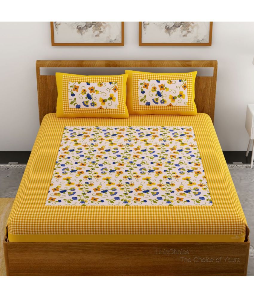     			HOMETALES Cotton Floral Double Bedsheet with 2 Pillow Covers-Yellow