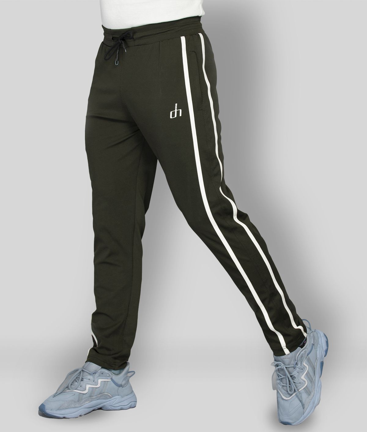 devhim track pants