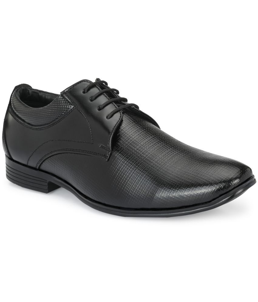     			Leeport - Black Men's Derby Formal Shoes