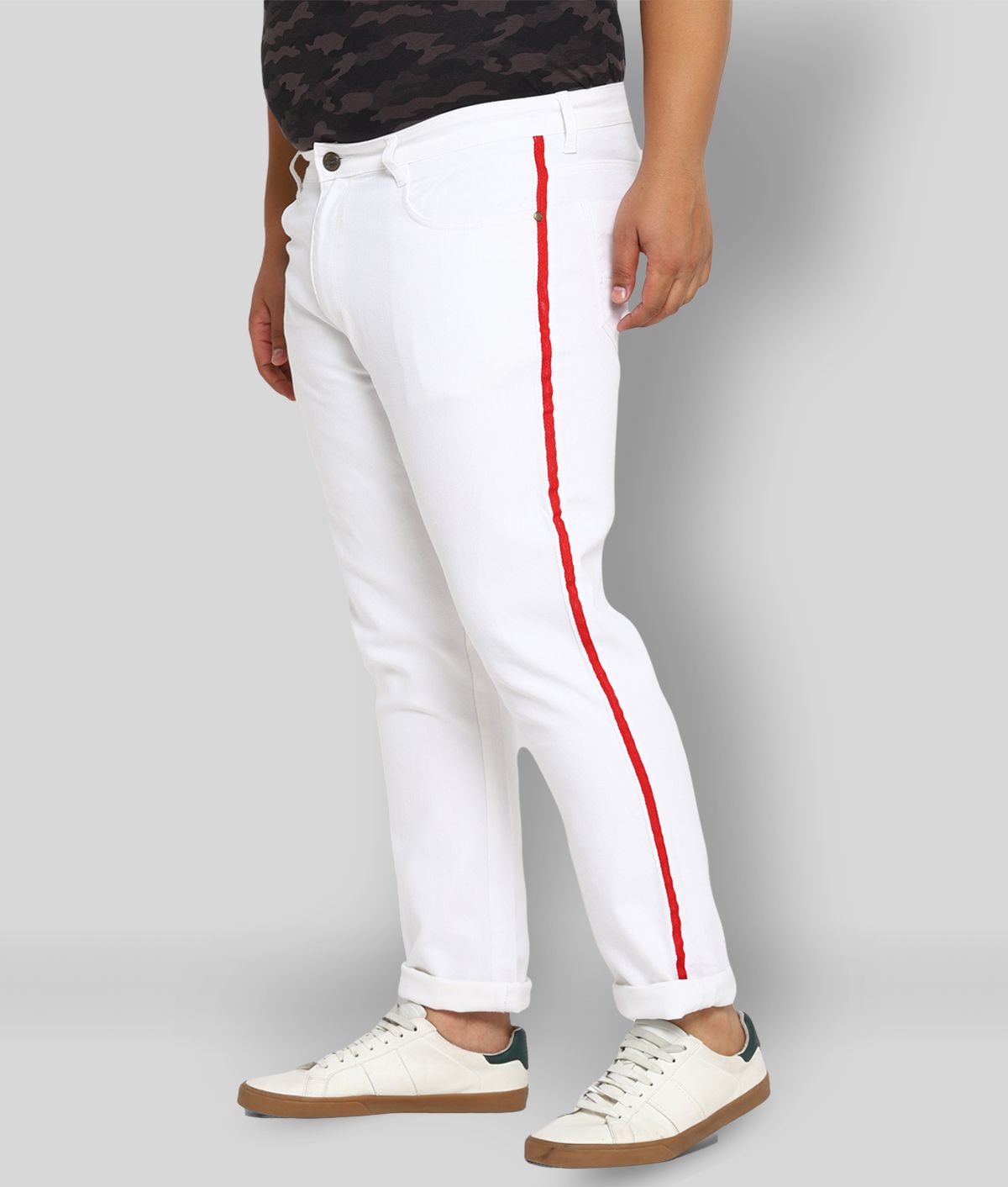     			Urbano Plus - White Cotton Blend Regular Fit Men's Jeans ( Pack of 1 )