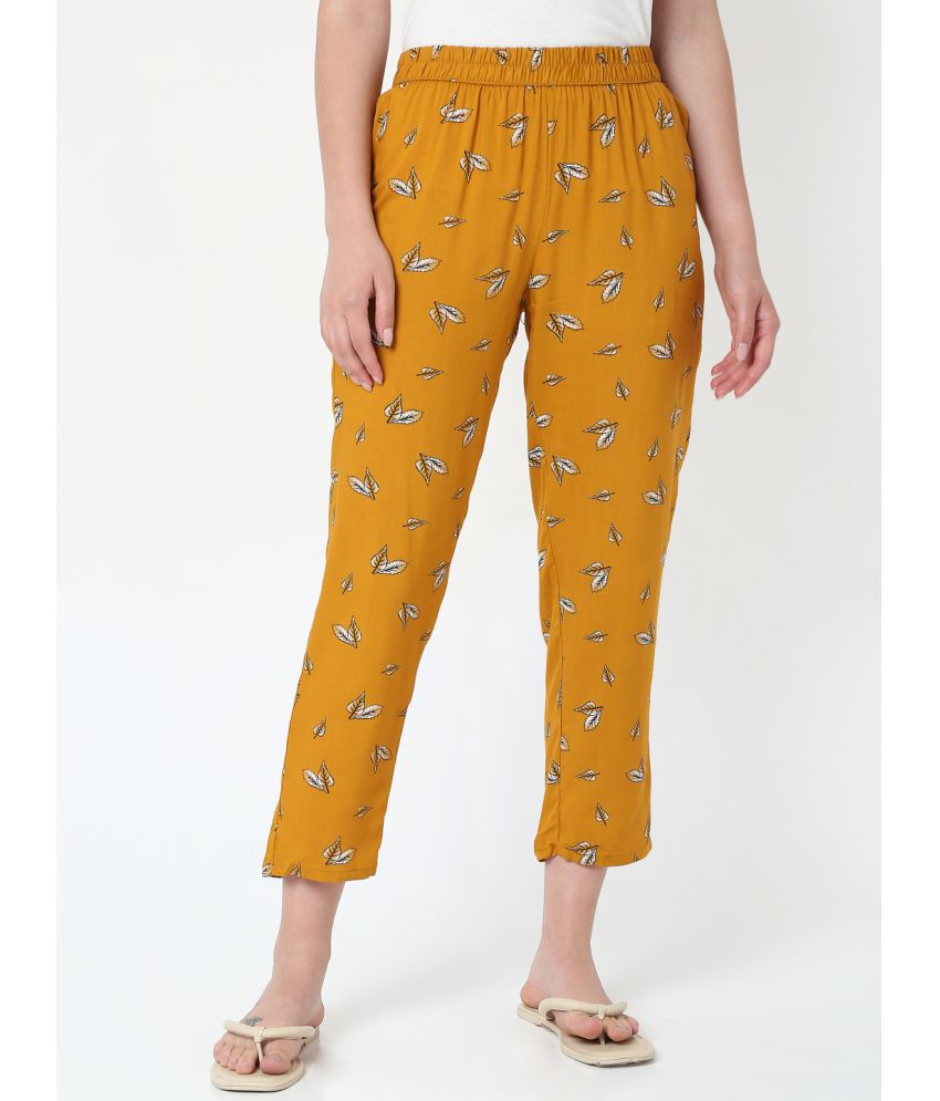     			Smarty Pants - Yellow Cotton Women's Nightwear Pajamas ( Pack of 1 )