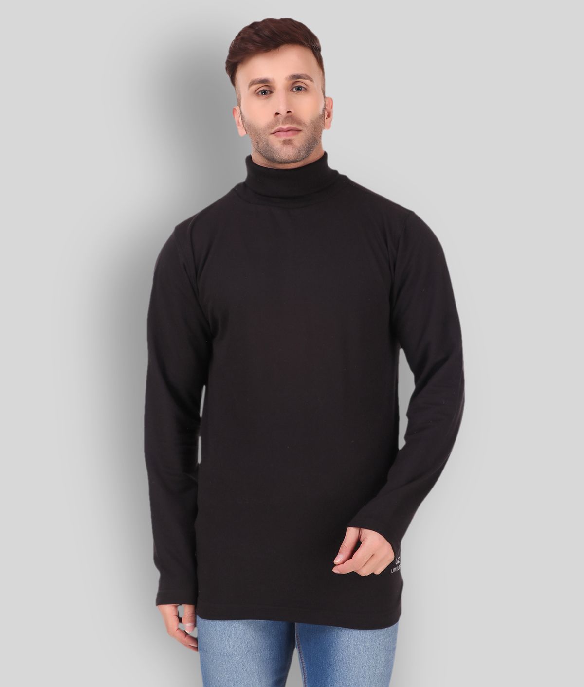 Uzarus - Black Cotton Blend Regular Fit  Men's T-Shirt ( Pack of 1 )