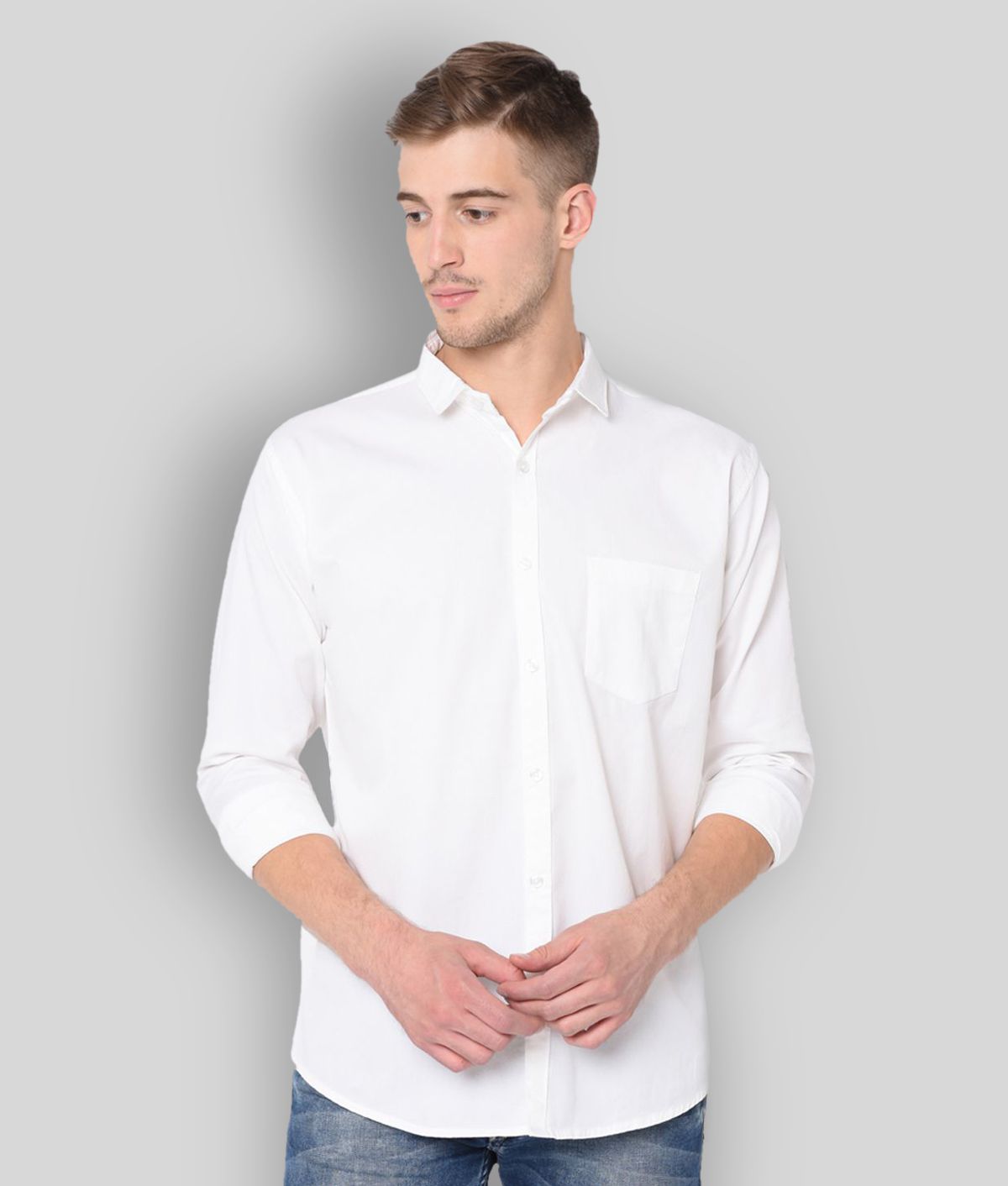     			Studio Nexx - White Cotton Slim Fit Men's Casual Shirt ( Pack of 1 )