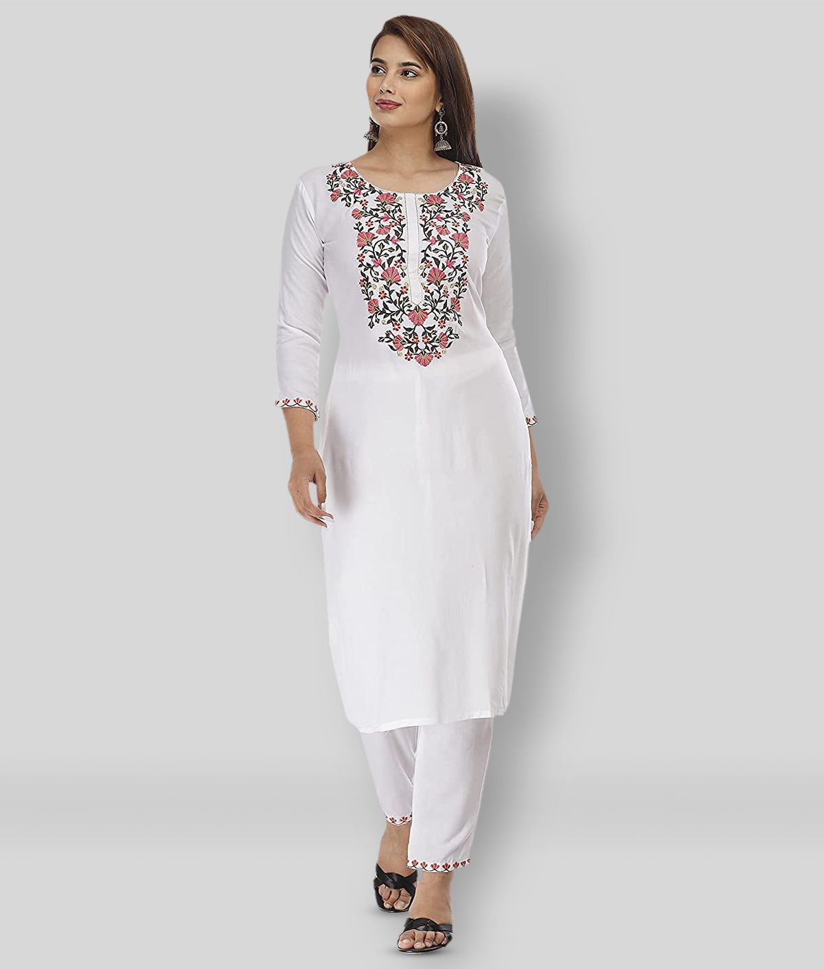     			G4Girl - White Straight Rayon Women's Stitched Salwar Suit ( Pack of 1 )