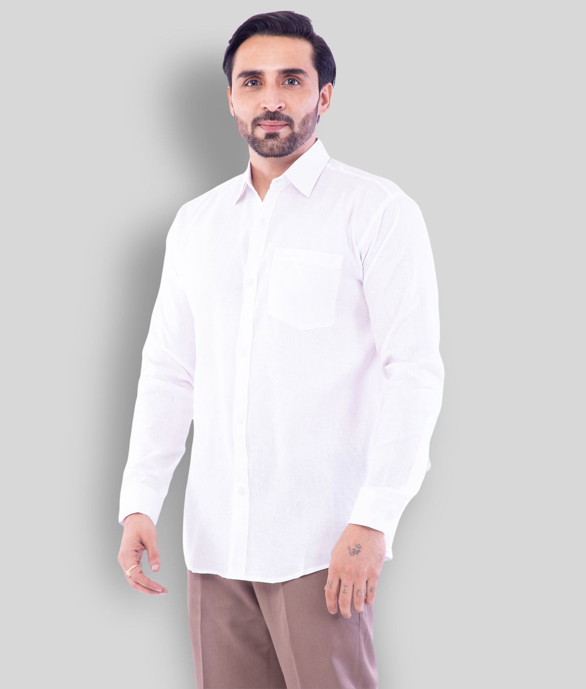     			DESHBANDHU DBK - White Cotton Regular Fit Men's Casual Shirt (Pack of 1 )