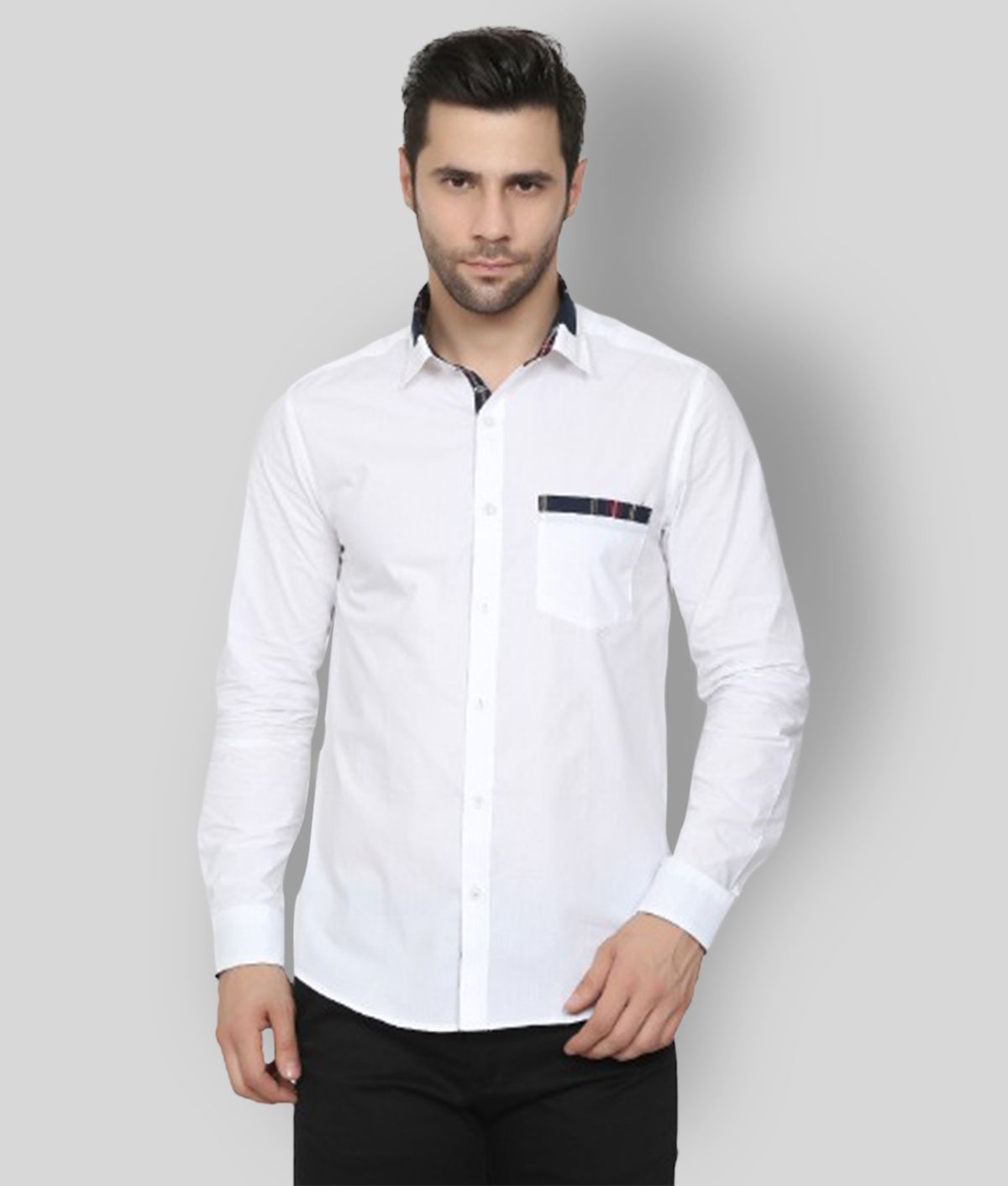     			Springberry - White Cotton Slim Fit Men's Casual Shirt ( Pack of 1 )