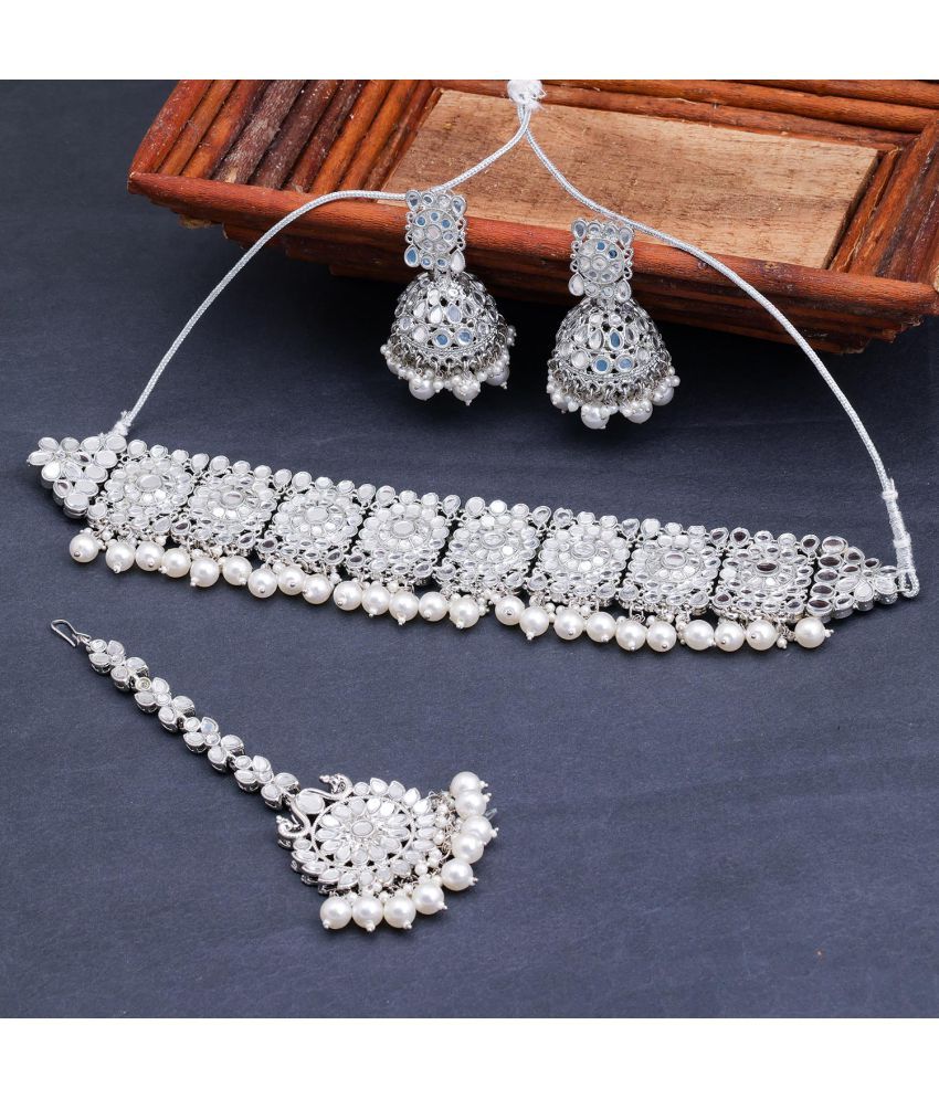     			Sukkhi - Silver Alloy Necklace Set ( Pack of 1 )