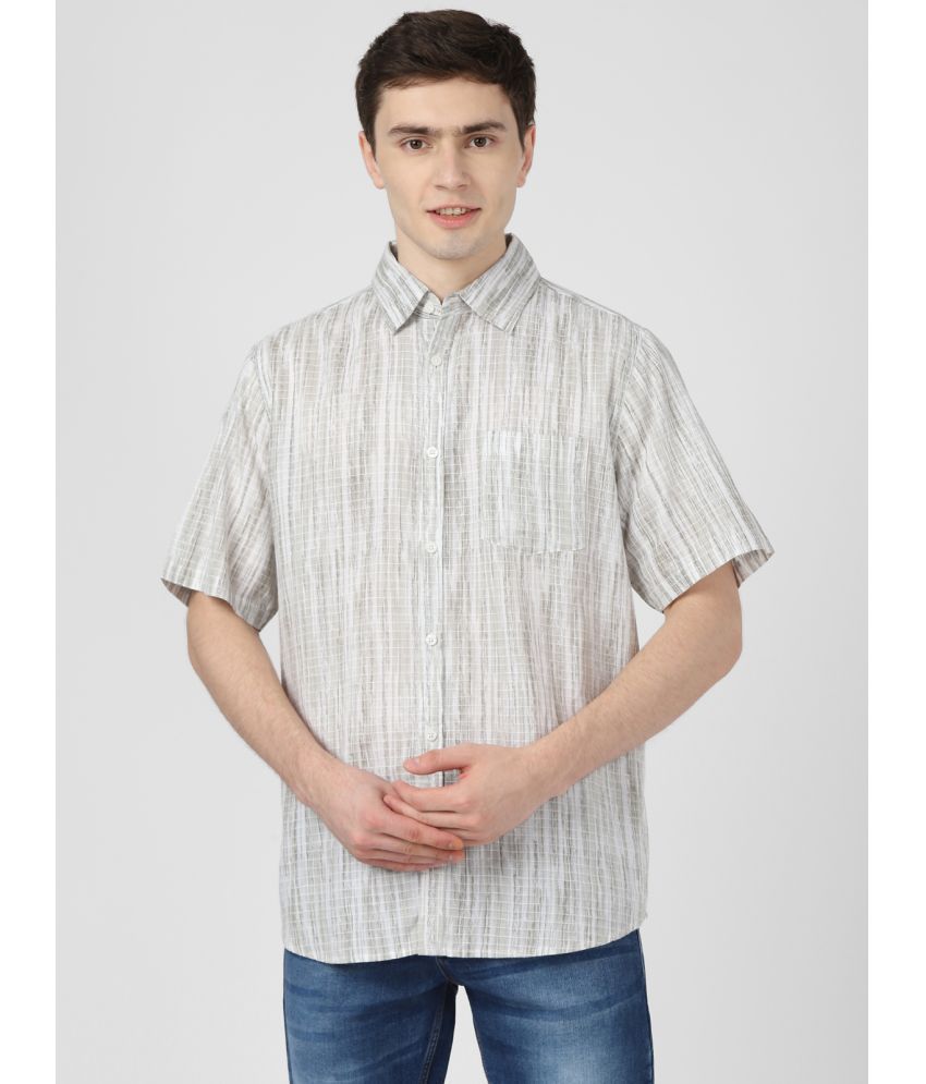 UrbanMark Men 100% Cotton Half Sleeves Regular Fit Self Textured Casual Shirt-Beige