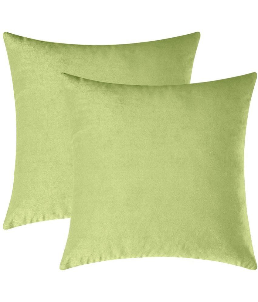     			SUGARCHIC - Fluorescent Green Set of 2 Velvet Square Cushion Cover