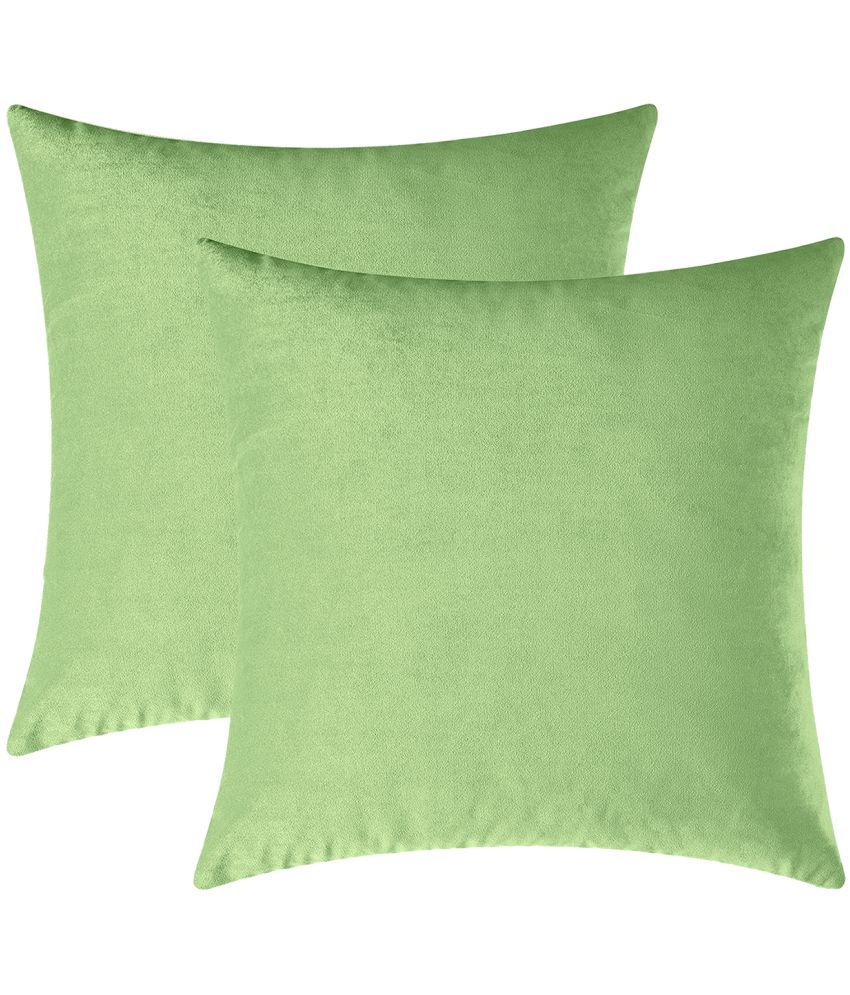     			SUGARCHIC - Sea Green Set of 2 Velvet Square Cushion Cover