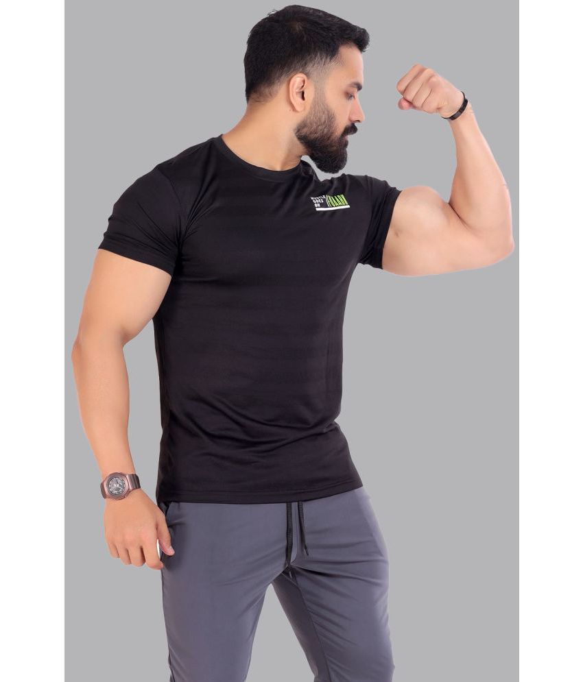     			Fuaark - Black Polyester Slim Fit Men's Sports T-Shirt ( Pack of 1 )