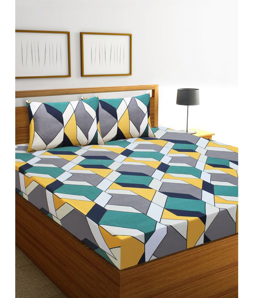     			Home Candy - Multicolor Microfiber Double Bedsheet with 2 Pillow Covers