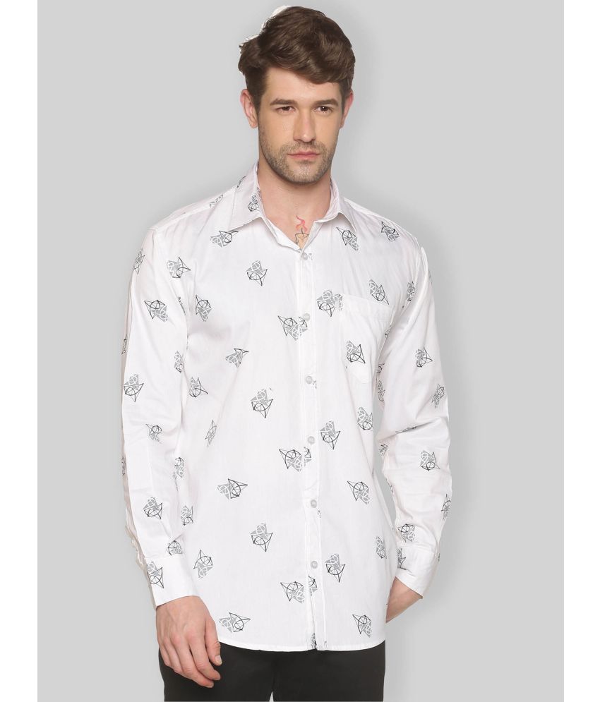    			YHA - White 100% Cotton Regular Fit Men's Casual Shirt ( Pack of 1 )
