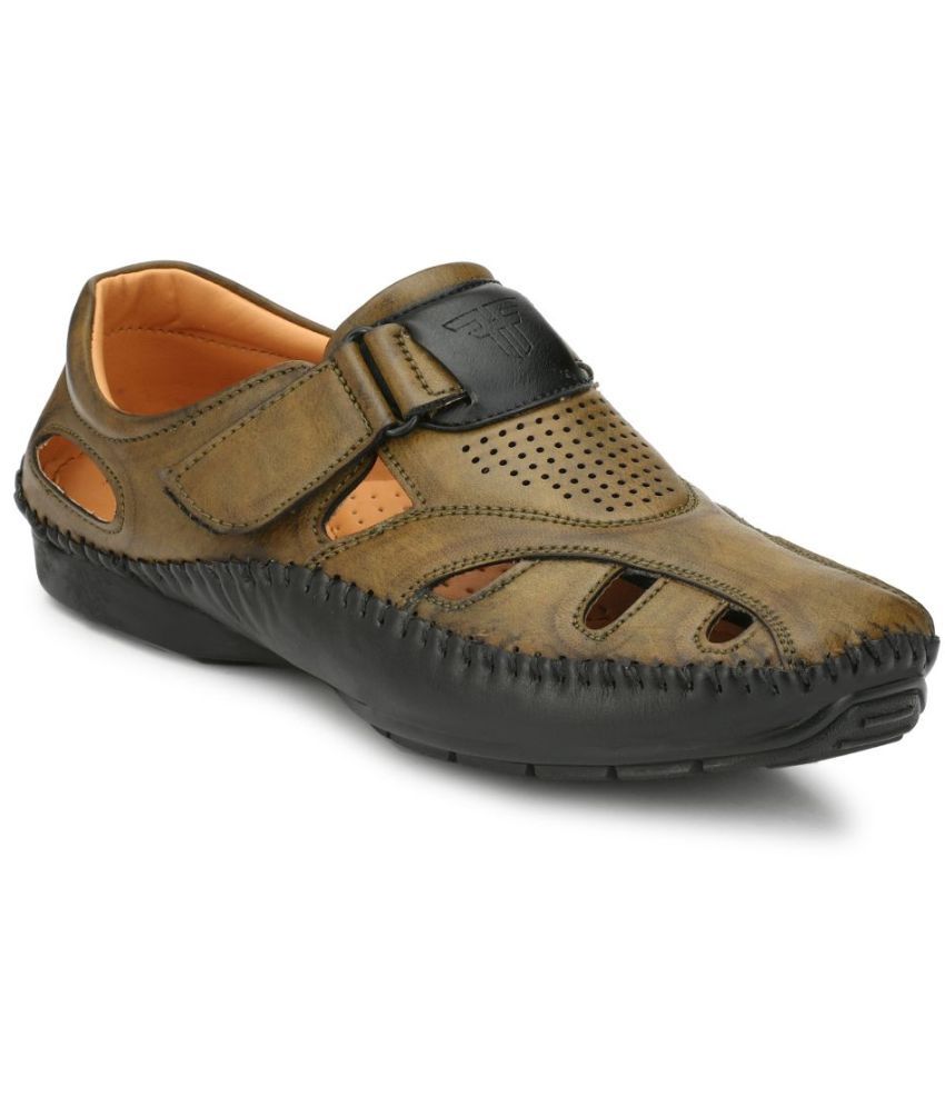     			Fashion Victim - Olive Men's Sandals