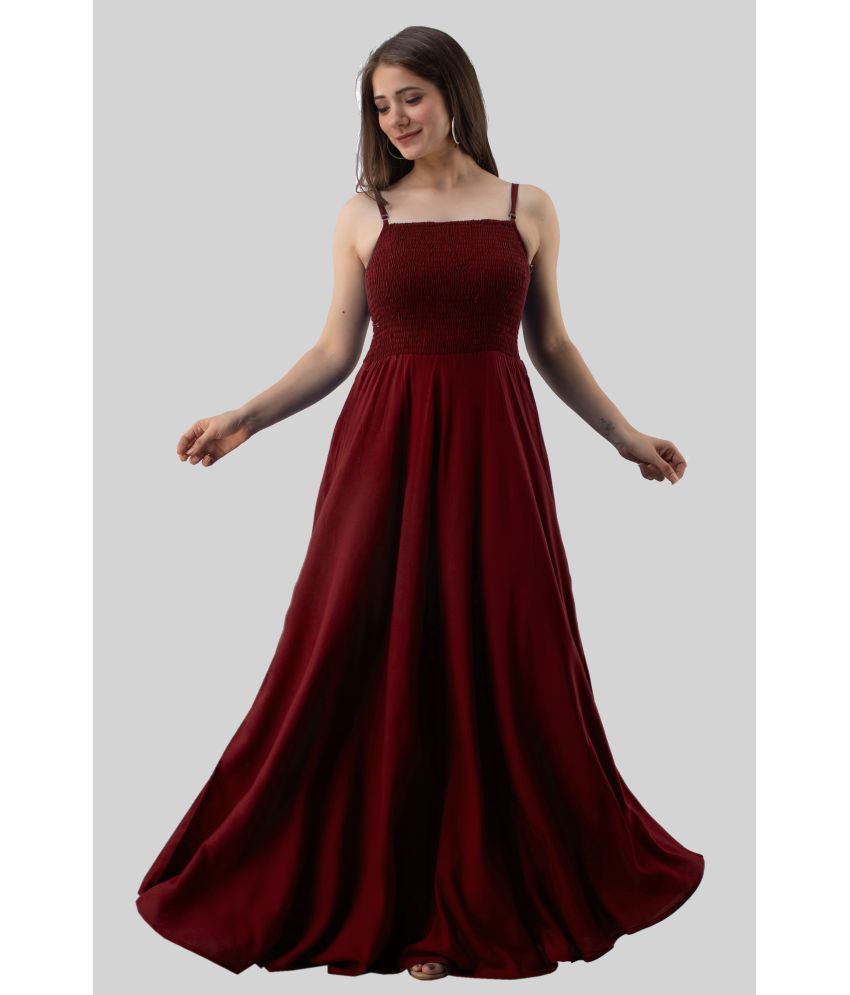     			Frionkandy - Maroon Rayon Women's Gown ( Pack of 1 )