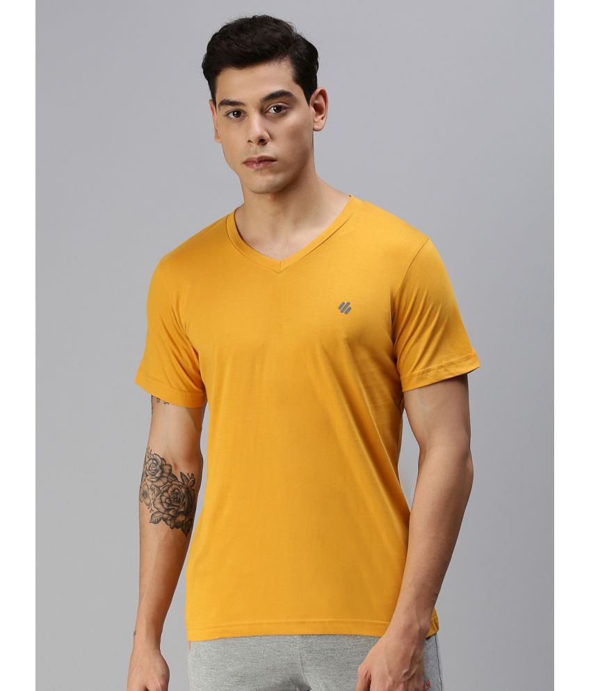     			ONN - Mustard Cotton Blend Regular Fit Men's T-Shirt ( Pack of 1 )