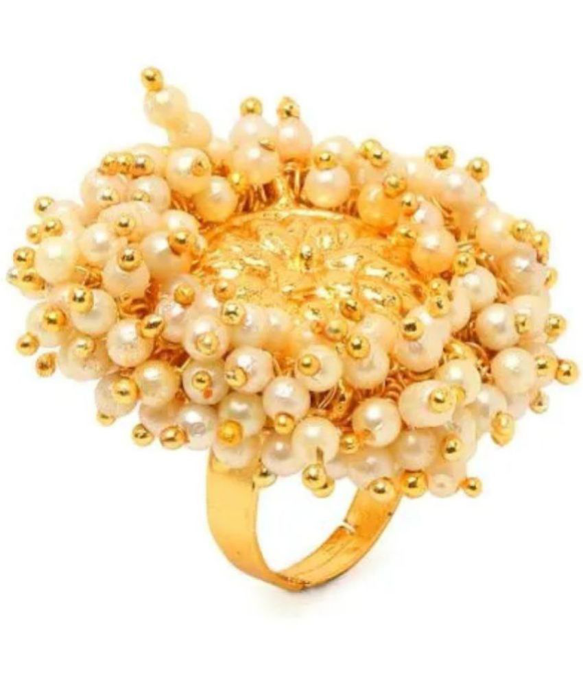     			Sunhari Jewels - Golden Rings ( Pack of 1 )