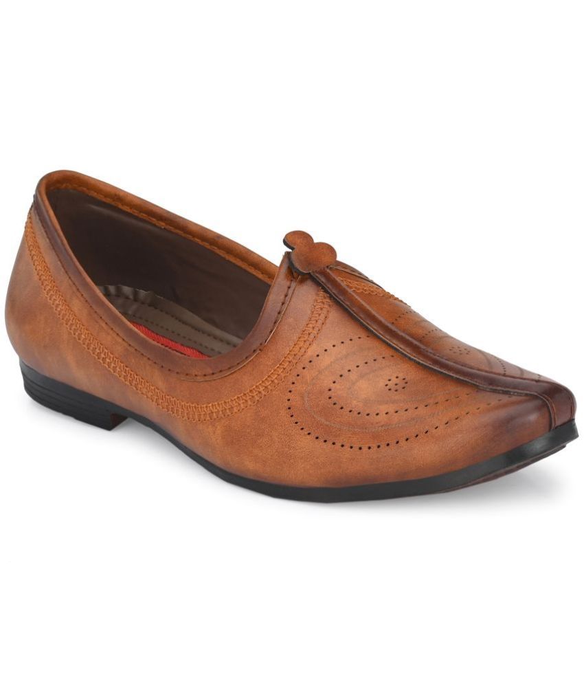     			Fashion Victim - Brown Men's Mojaris