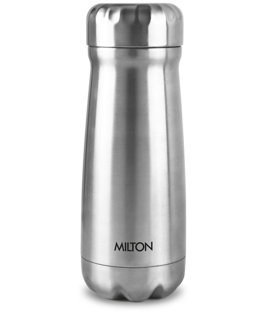     			Milton - All rounder 650 Silver Water Bottle 620 mL ( Set of 1 )