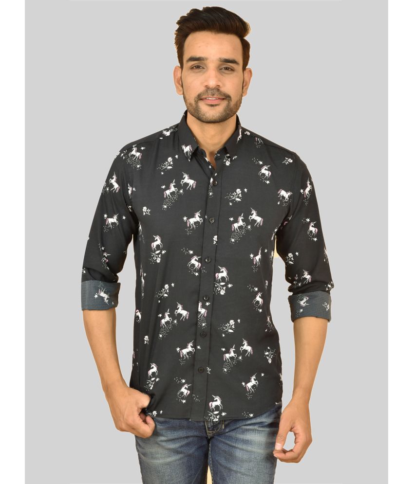     			QuaClo - Black Cotton Blend Regular Fit Men's Casual Shirt ( Pack of 1 )