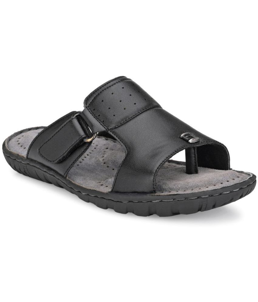     			softio - Black Men's Sandals