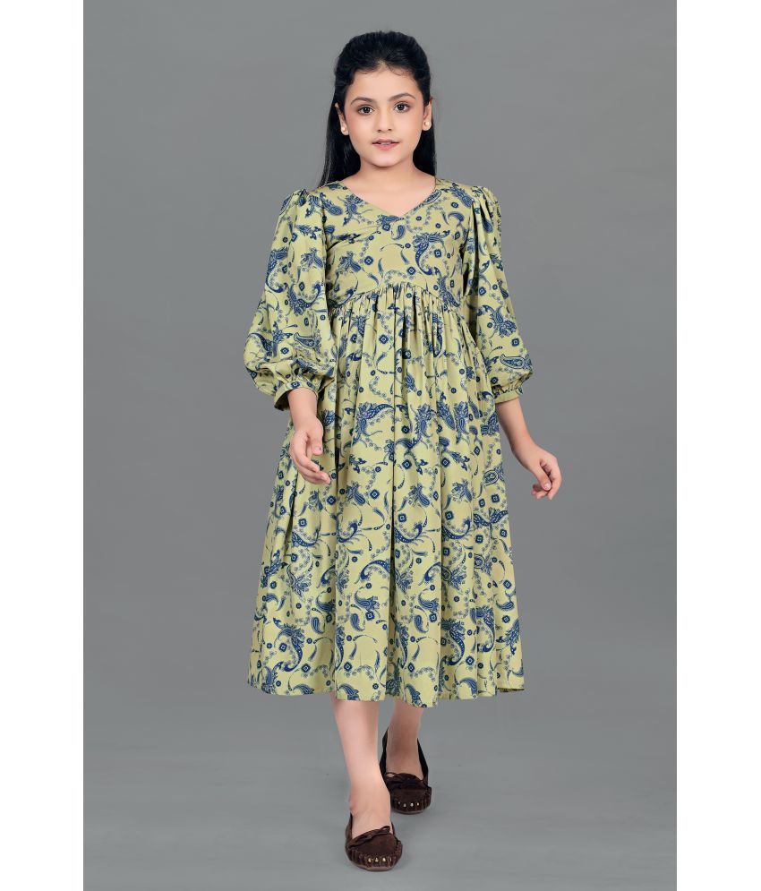     			Fashion Dream - Green Crepe Girls Fit And Flare Dress ( Pack of 1 )