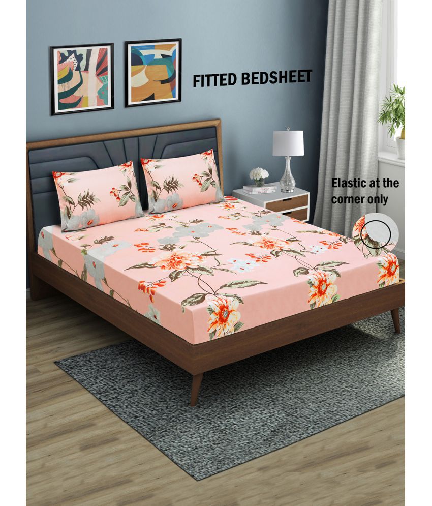     			HOMETALES Microfibre Floral 1 Bedsheet with 2 Pillow Covers - Peach