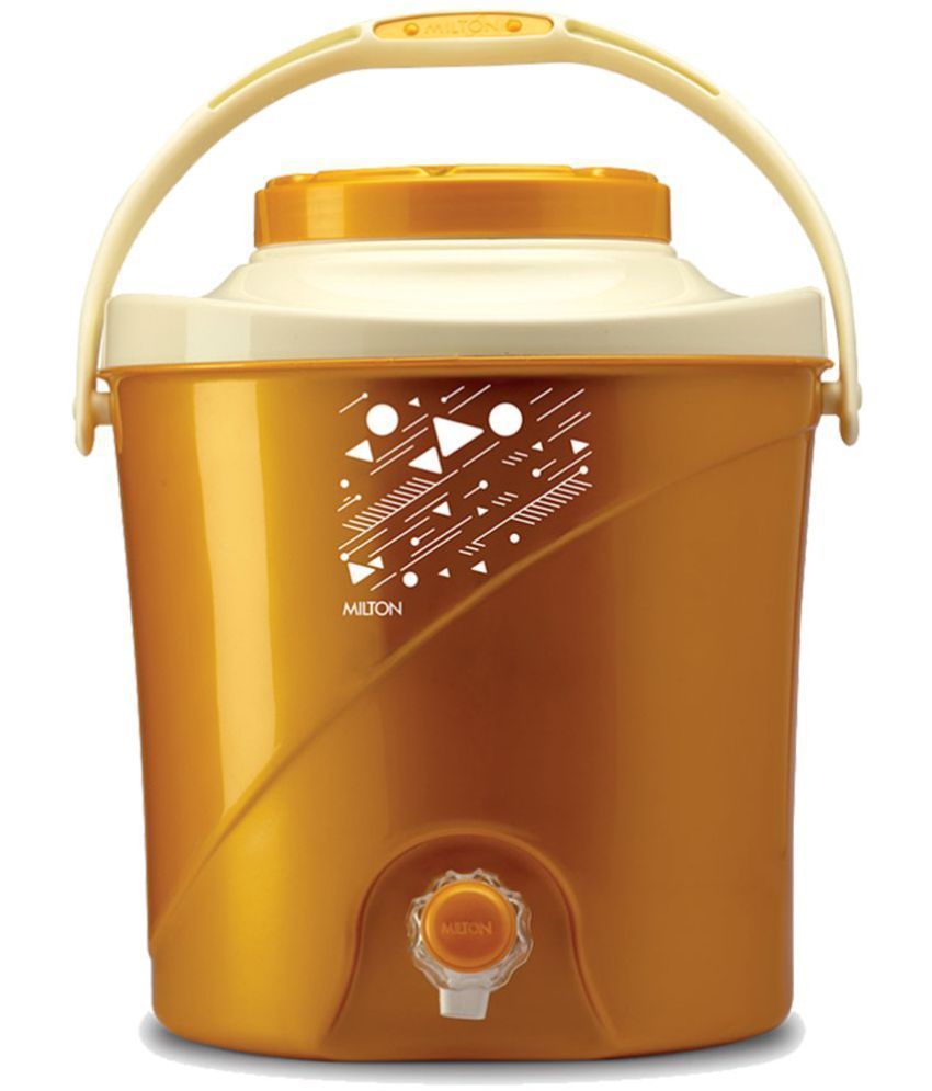     			Milton Kool Stallion 5 Insulated Plastic Water Jug, 1 Piece, 4.7 litres, Golden Yellow | Food Grade | Easy To Carry | BPA Free | Ideal for Travel | Picnic | Homes | Office | Shops | Clinics