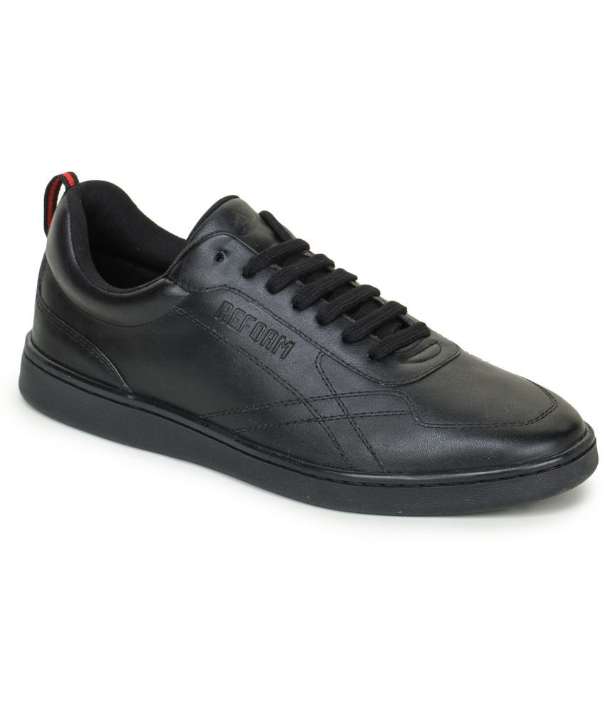     			REFOAM - Black Men's Sneakers