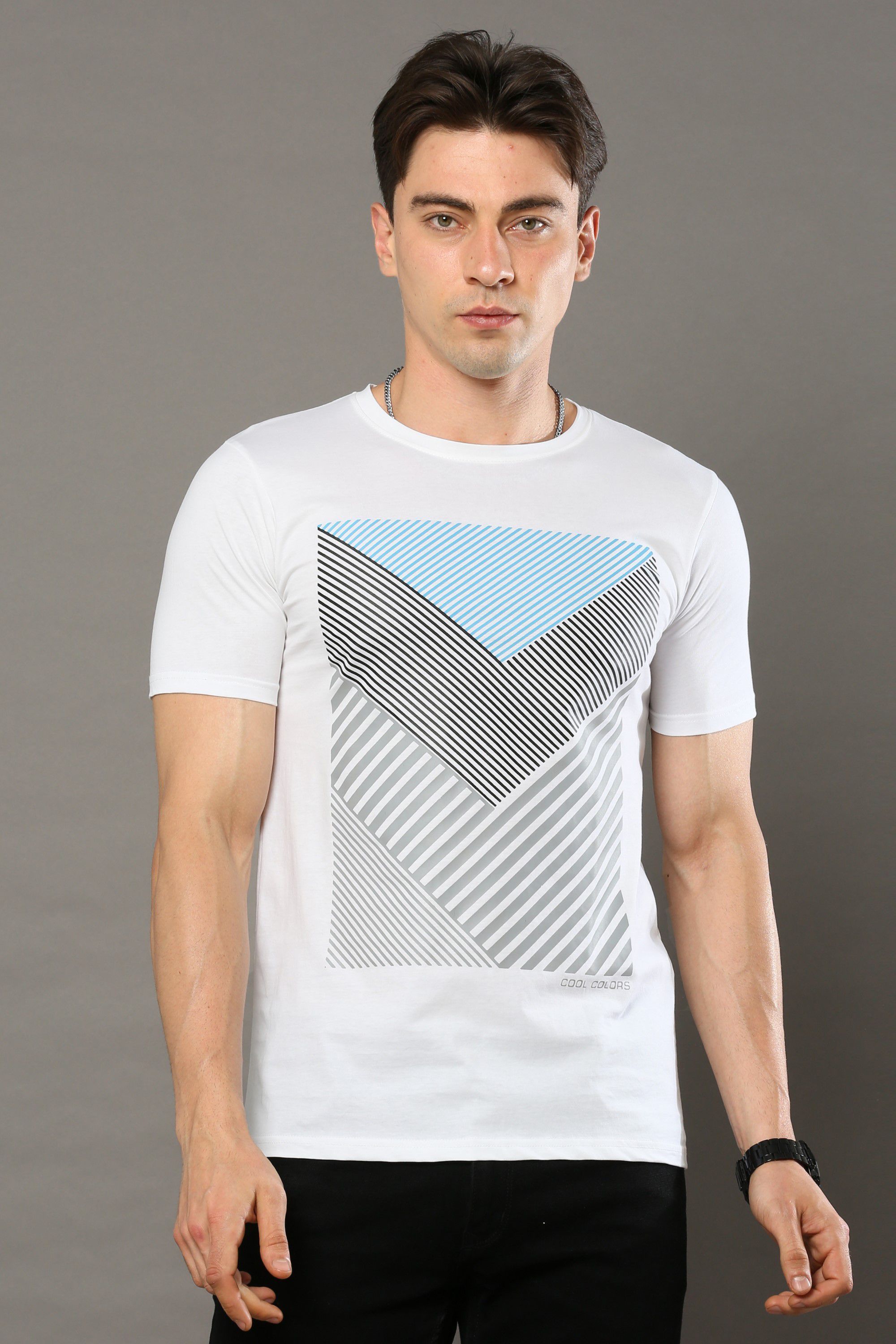     			Cool Colors - White Cotton Regular Fit Men's T-Shirt ( Pack of 1 )