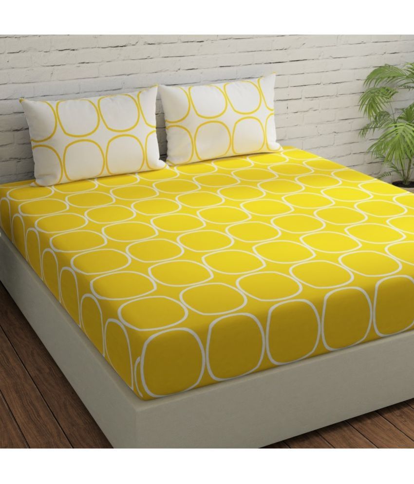     			Huesland - Yellow Cotton Double Bedsheet with 2 Pillow Covers