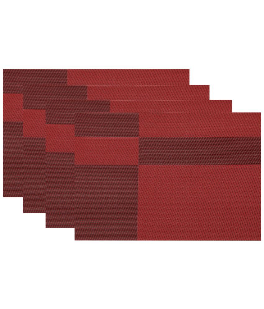     			HOKIPO - Red Checks PVC 4 Seater Table Mats ( Pack of 4 )