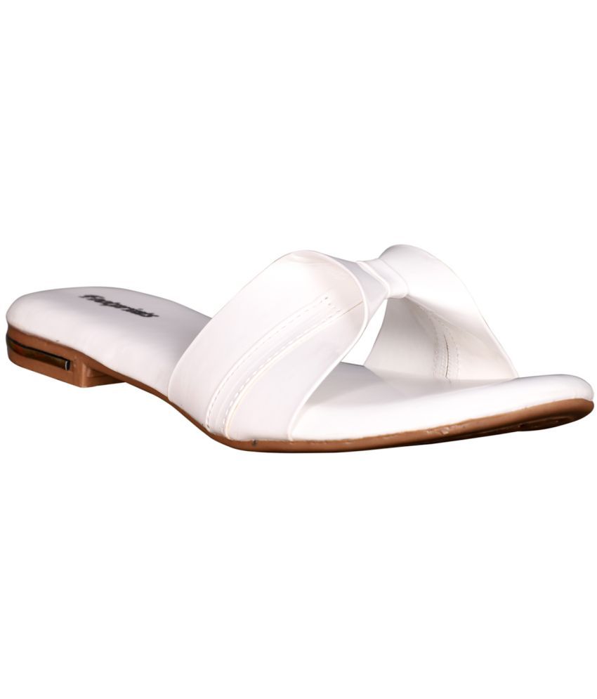     			Footprints - White Women's Flats