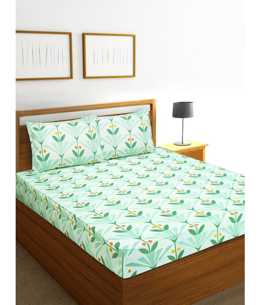     			Home Candy Microfiber Floral Printed Double Bedsheet with 2 Pillow Covers - Green