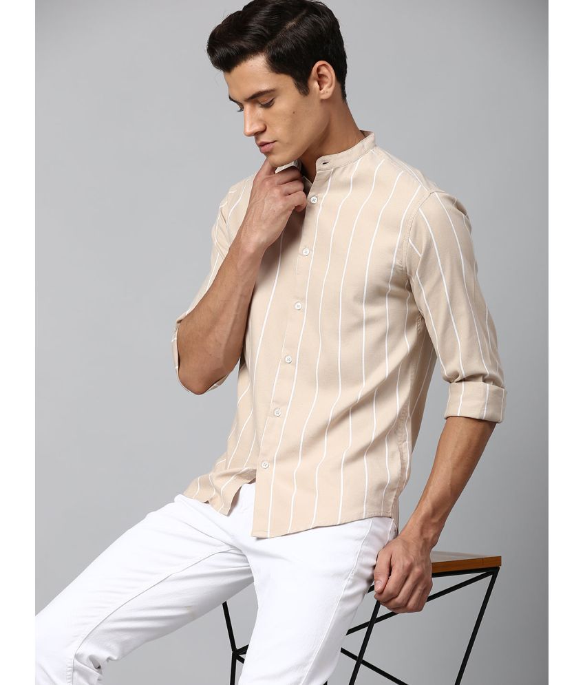     			Dennis Lingo - Beige Cotton Blend Slim Fit Men's Casual Shirt ( Pack of 1 )