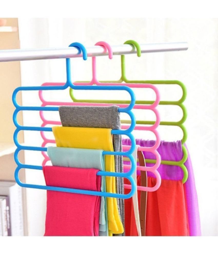    			HOMETALES - Plastic Multifunctional Hangers ( Pack of 3 )