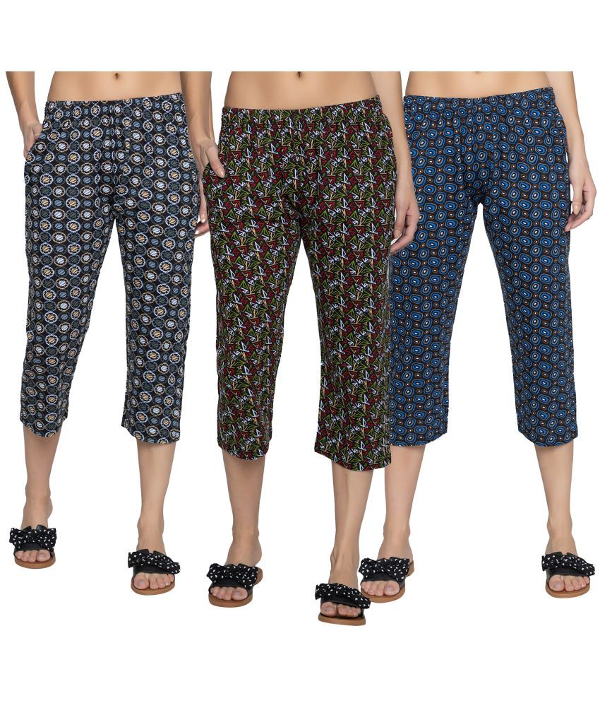     			Zeffit Cotton Capris - Multi Color Pack of 3