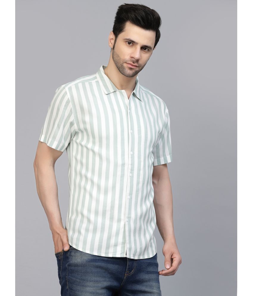     			Rigo - White Rayon Slim Fit Men's Casual Shirt ( Pack of 1 )