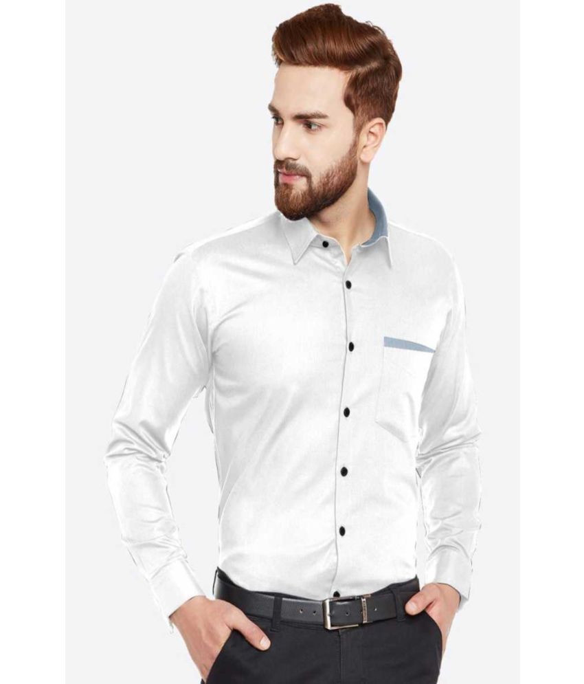     			VERTUSY - White 100% Cotton Regular Fit Men's Casual Shirt ( Pack of 1 )