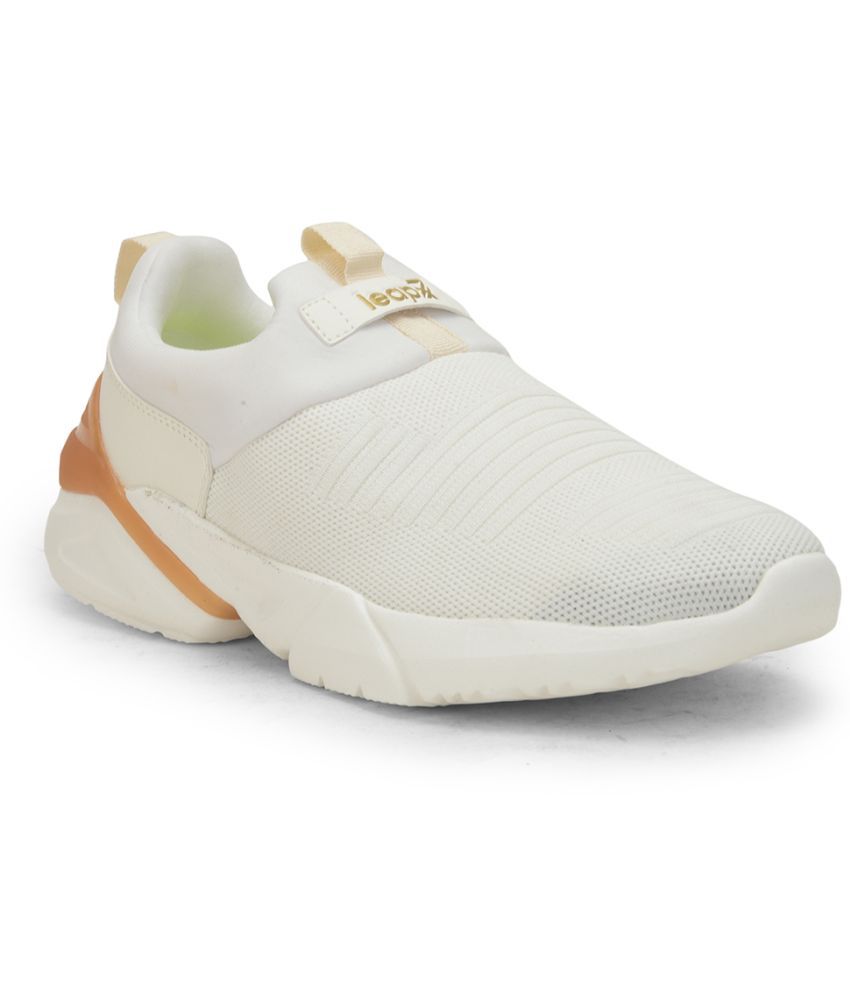     			Liberty - White Men's Sports Running Shoes