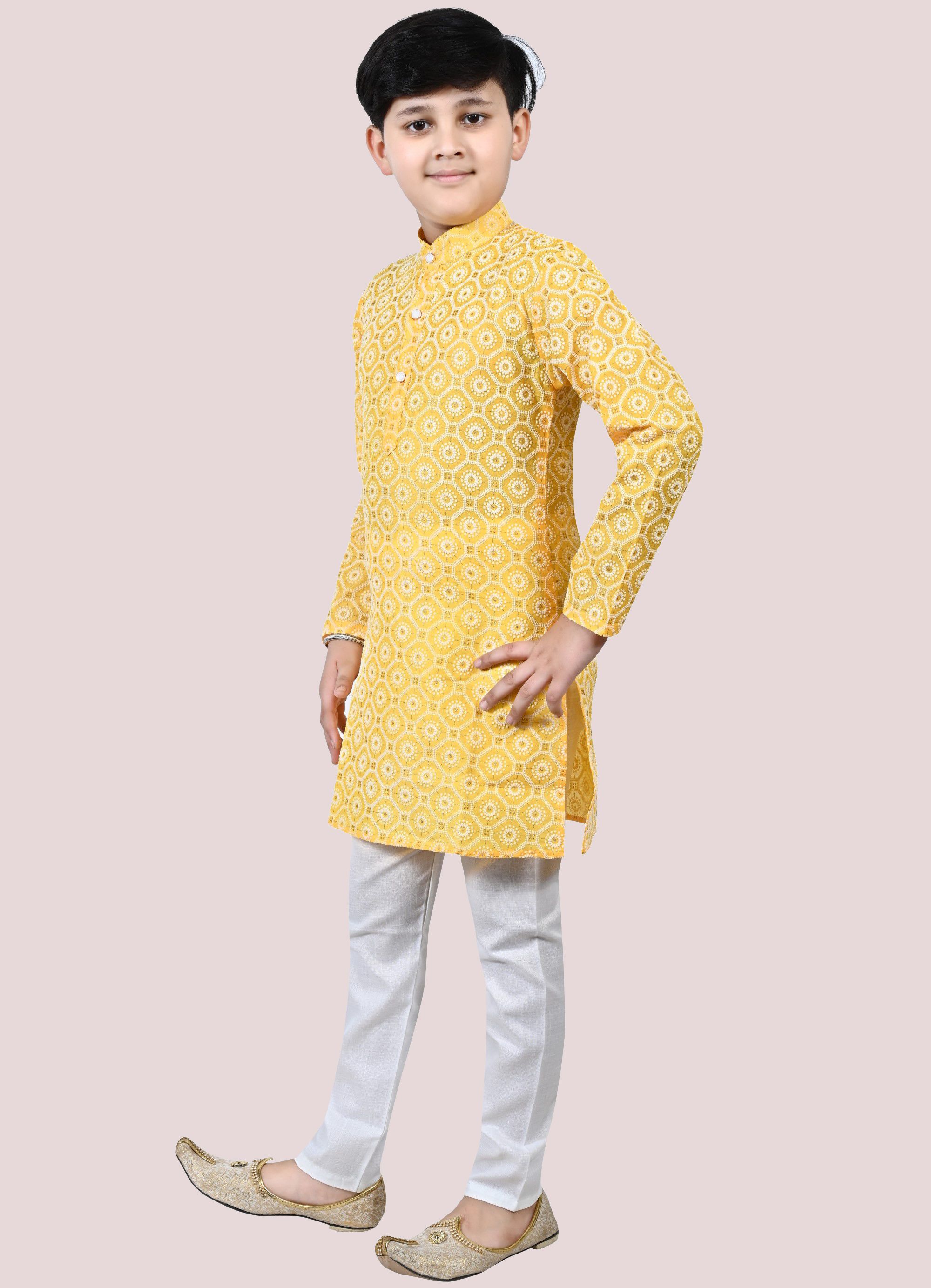     			Arshia Fashions - Yellow Cotton Blend Boys Kurta Sets ( Pack of 1 )