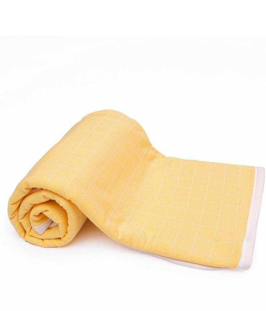     			Mi Arcus - Yellow Polyester Baby Blanket ( Pack of 1 )
