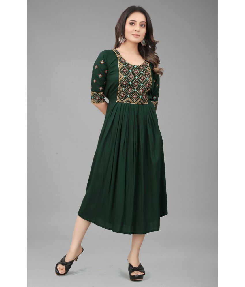     			QPEEZ - Green Rayon Women's Flared Kurti ( Pack of 1 )