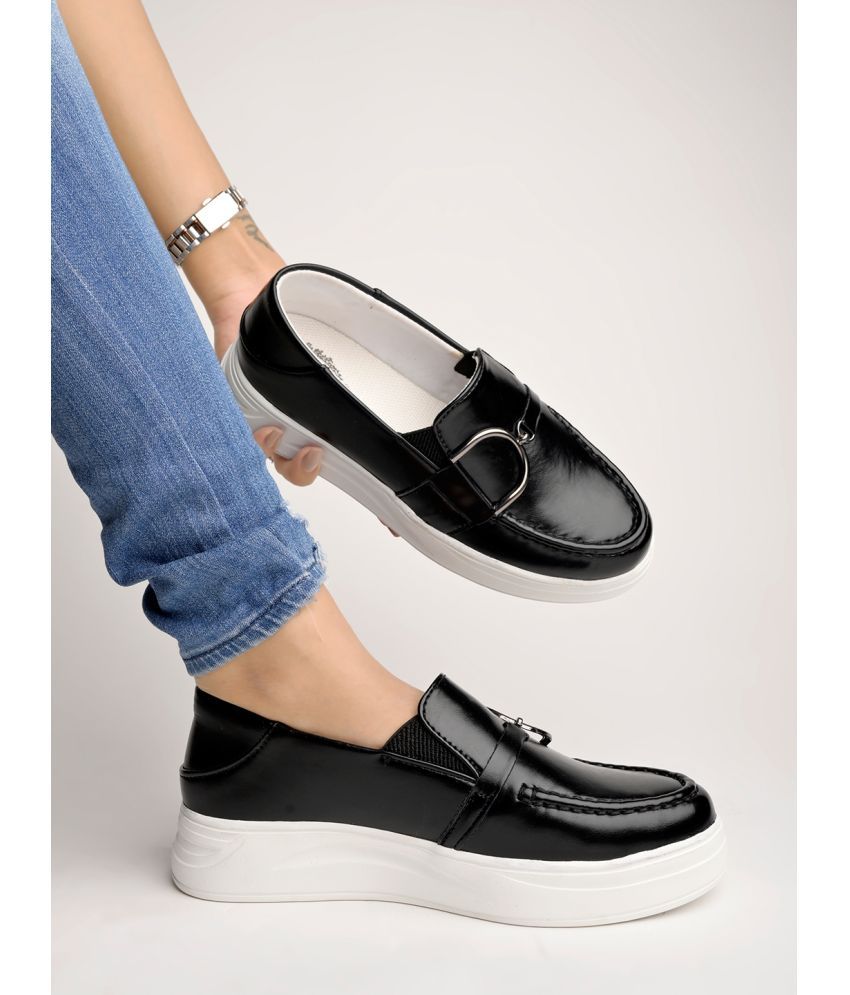     			Shoetopia - Black Women's Loafers