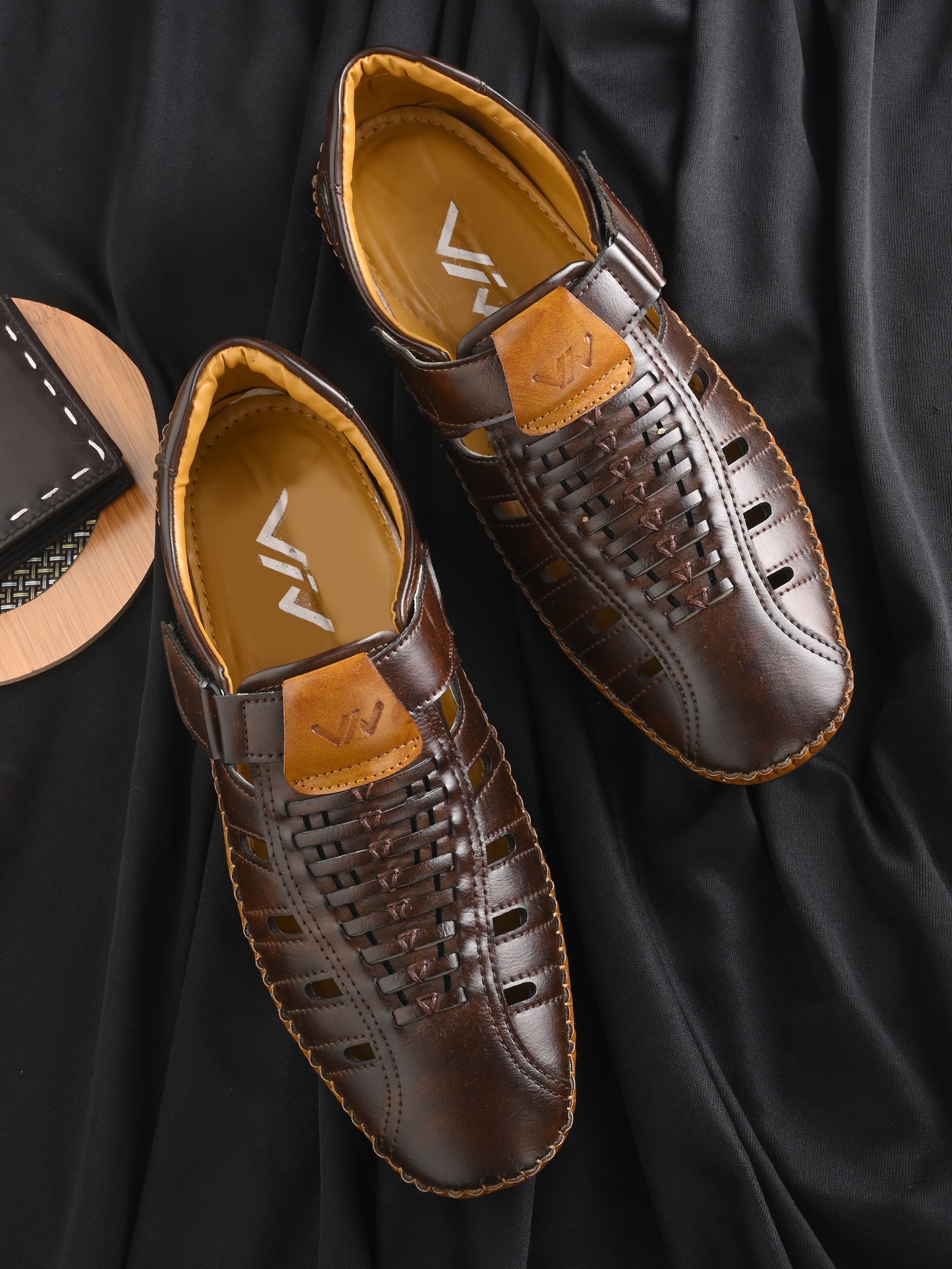 viv - Brown  Men's Sandals