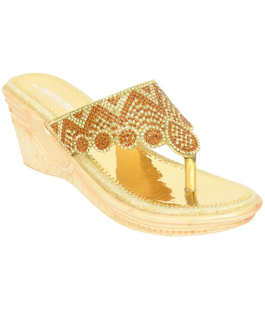     			Racecourse - Gold Women's Slip On Heels