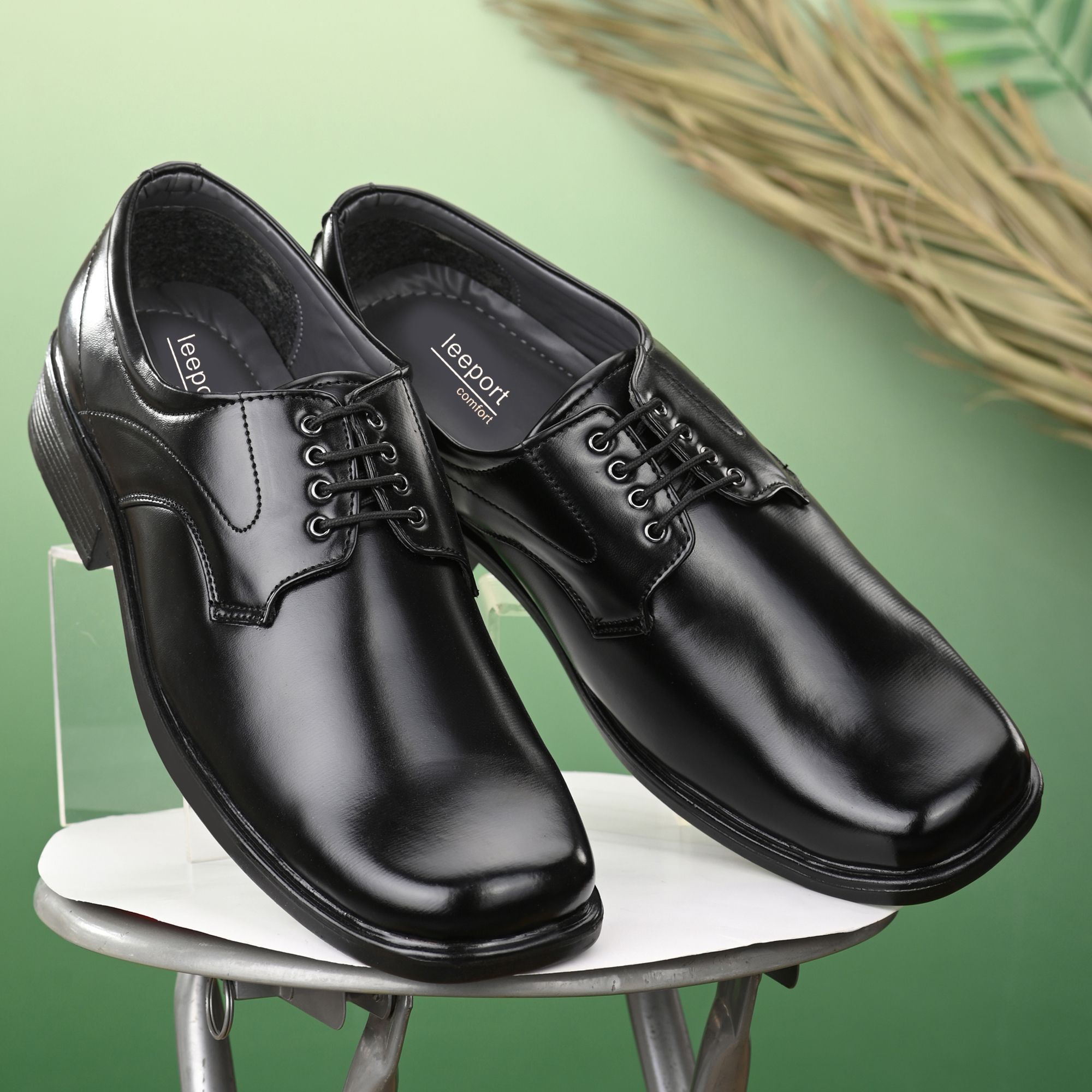     			Leeport - Black Men's Formal Shoes