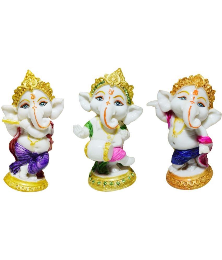     			GW Creations - Lord Ganesha Idols For Car Dashboard ( Pack of 3 )
