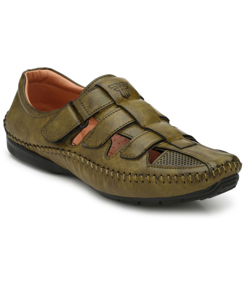     			Fashion Victim - Olive Men's Sandals