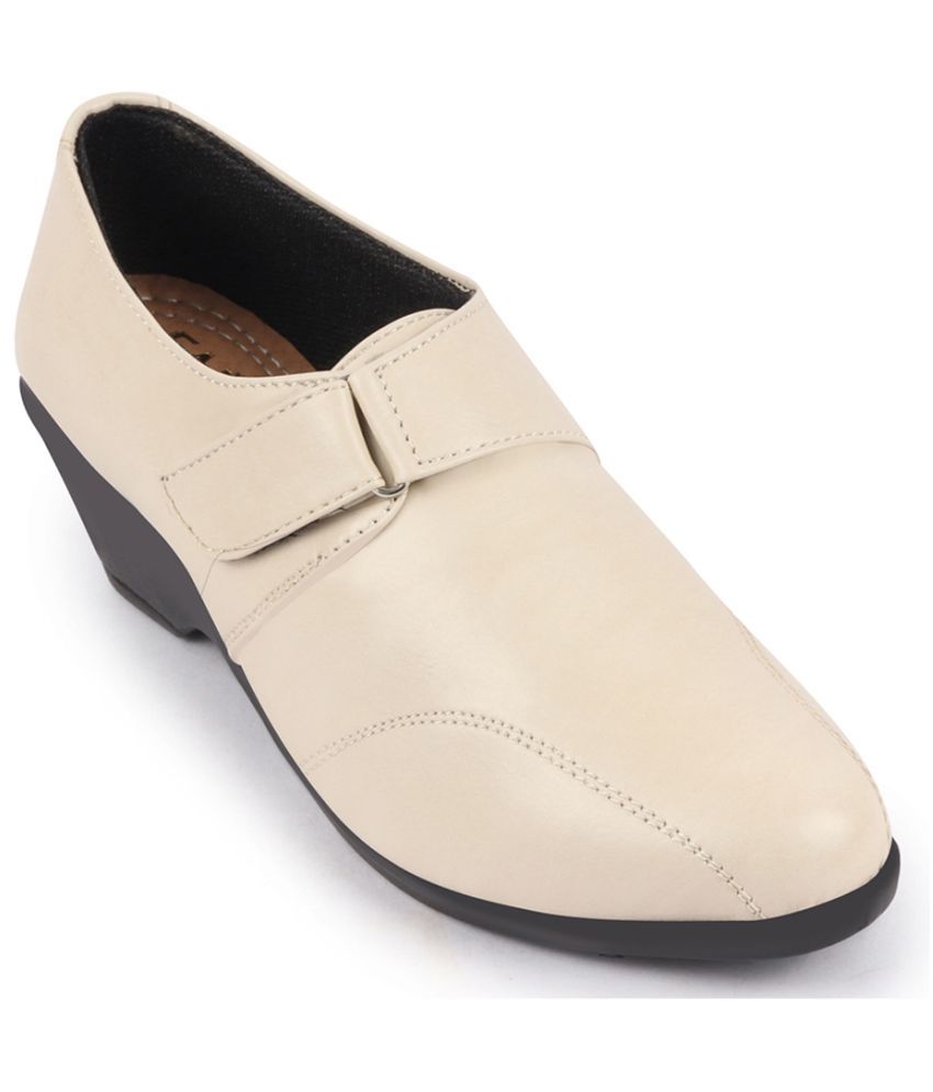     			Fausto - Cream Women's Slip On